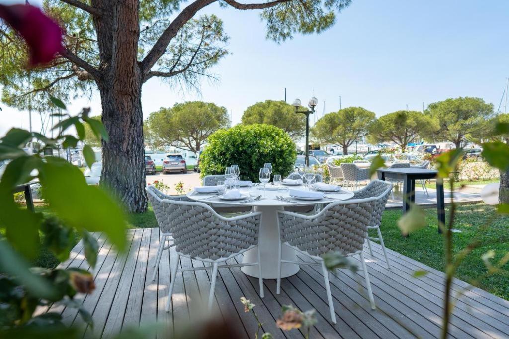 Apartment Floating Sea House Shark 3 *