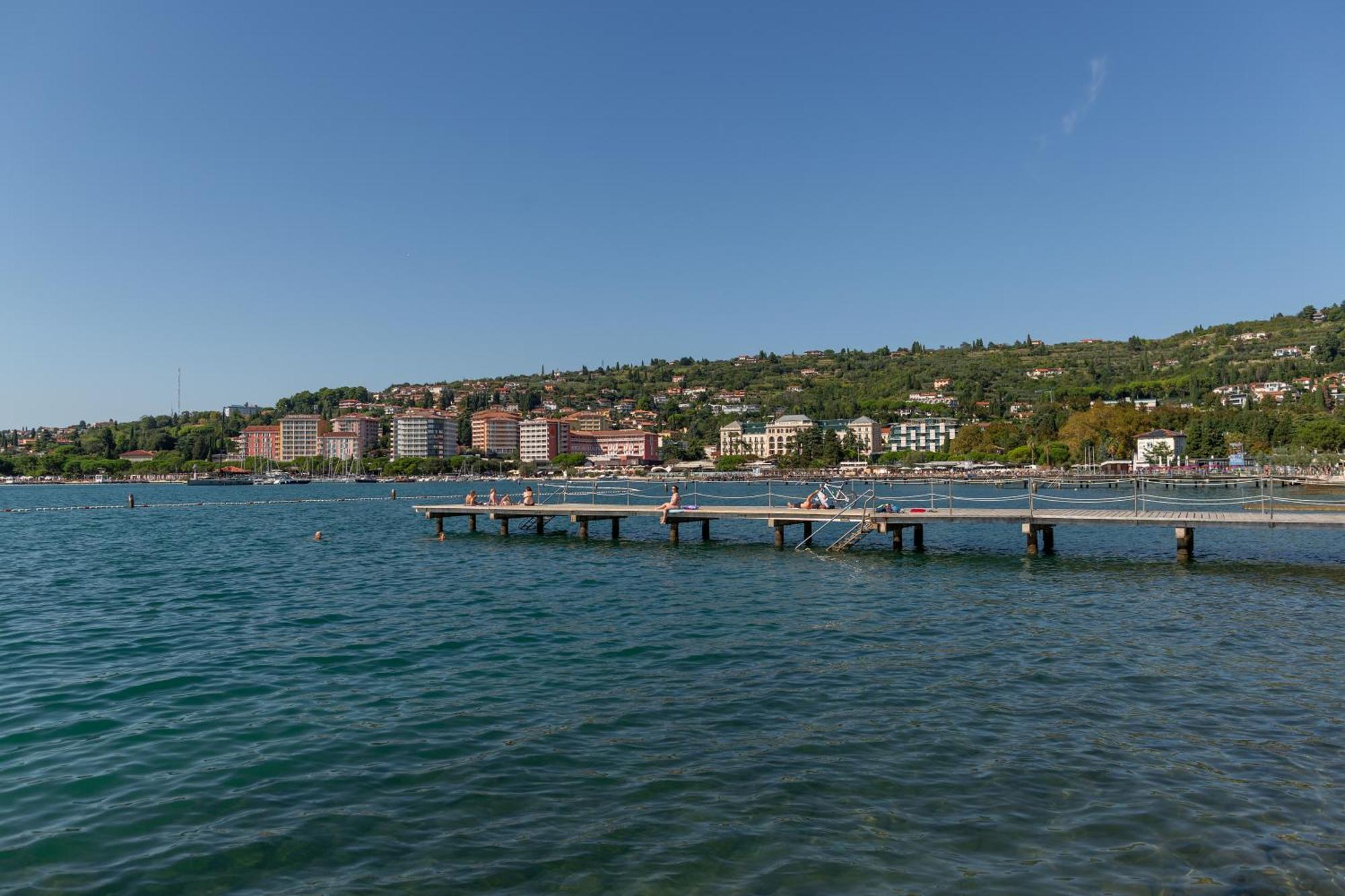 Floating Sea House Shark 3 Portoroz