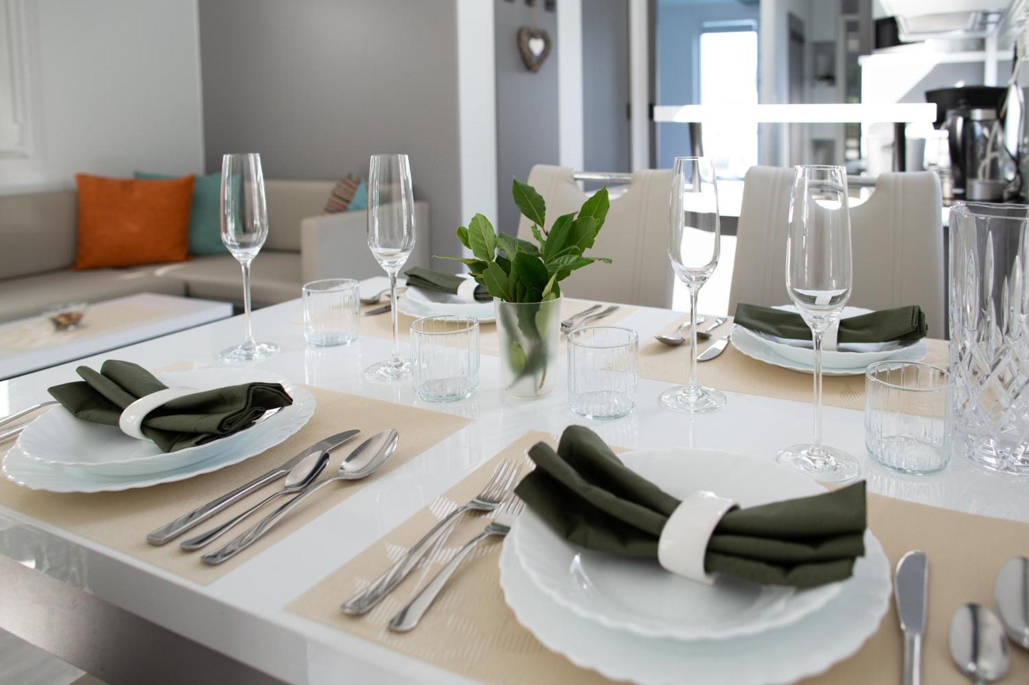 Apartment Floating Sea House Shark 3 *