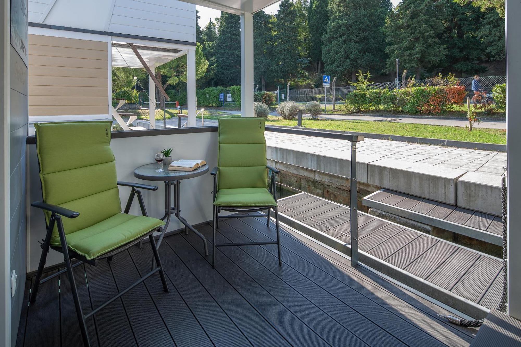Floating Sea House Shark 3 * Portoroz